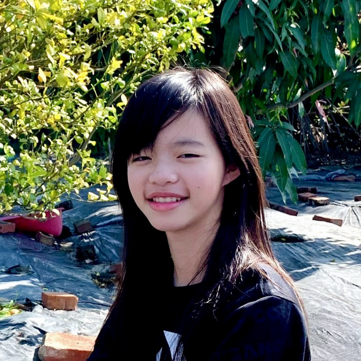 Zoe Chen - head shot